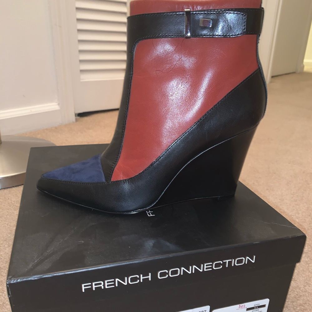 French Connection Berne Wedge Bootie. NIB. Size 9 (US).